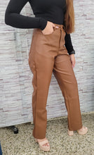 Cargar imagen en el visor de la galería, Camel Leather Pants
