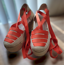 Load image into Gallery viewer, Gabriela Shoes
